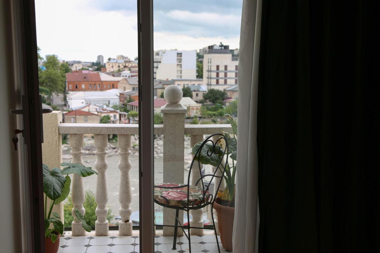 Boutique Apartment - Signature Kutaisi Luaran gambar